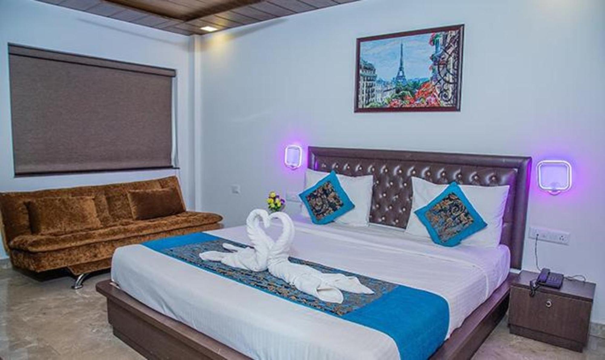 Fabhotel La Gracia Resort Morjim Exterior foto